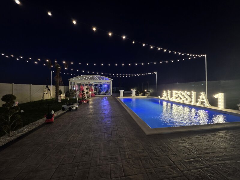 Locatii petreceri si evenimente in aer liber cu piscina, Ilfov-Cernica.